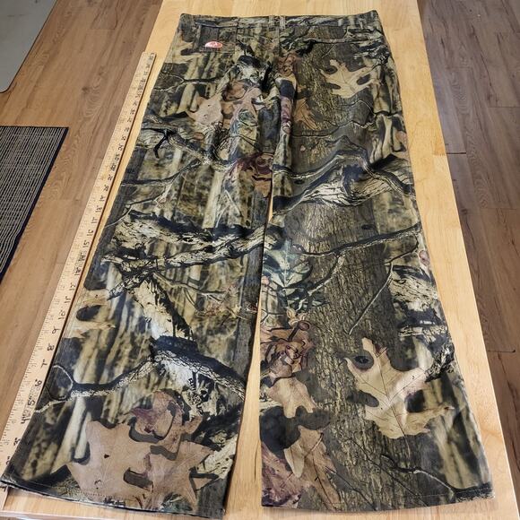 Russel Outdoors M 8/10 Camouflage Straight Leg Cargo Pants Pink Lining Zip Snap - Picture 13 of 16